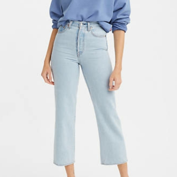 Levis Ribcage Straight Ankle Jeans 